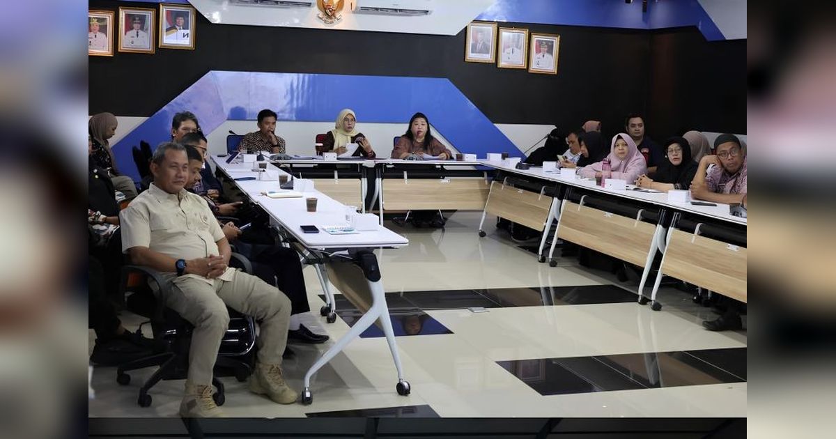 Atasi Kabel Semrawut Singkawang, Pemkot Minta Provider Gunakan Tiang Bersama