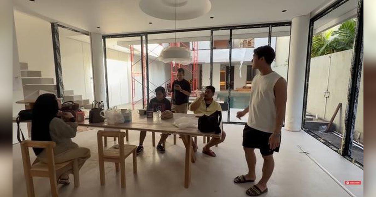 Intip Desain Dapur dan Meja Makan Villa Lesti Kejora di Bali, Konsep Minimalis Elegan
