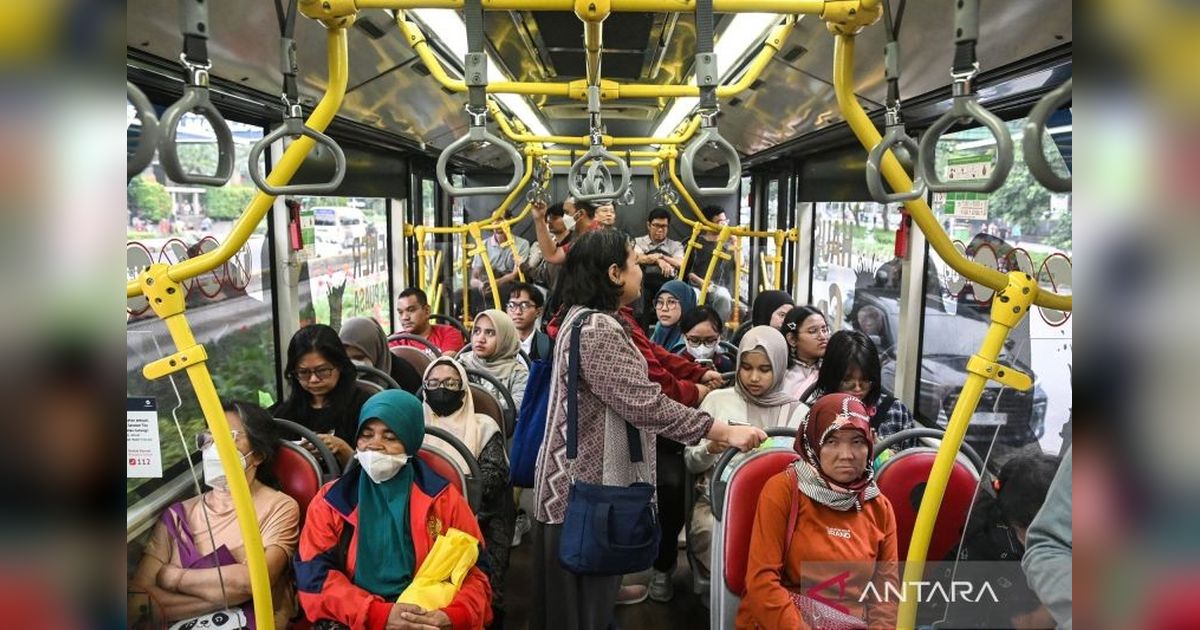 Tren Transportasi Publik di Indonesia: Jakarta Melonjak, Daerah Lain Terkendala Infrastruktur