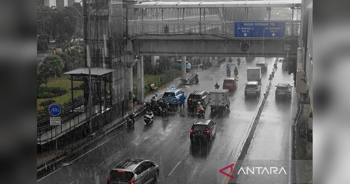 BMKG Prakirakan Hujan Jakarta Guyur Seluruh Wilayah Sabtu Sore hingga Malam