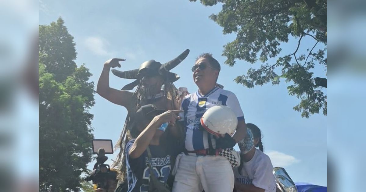 Gubernur Jabar Tegaskan Persib Bukti Sukses Klub Profesional, Raih Tiga Gelar Liga Berturut-turut