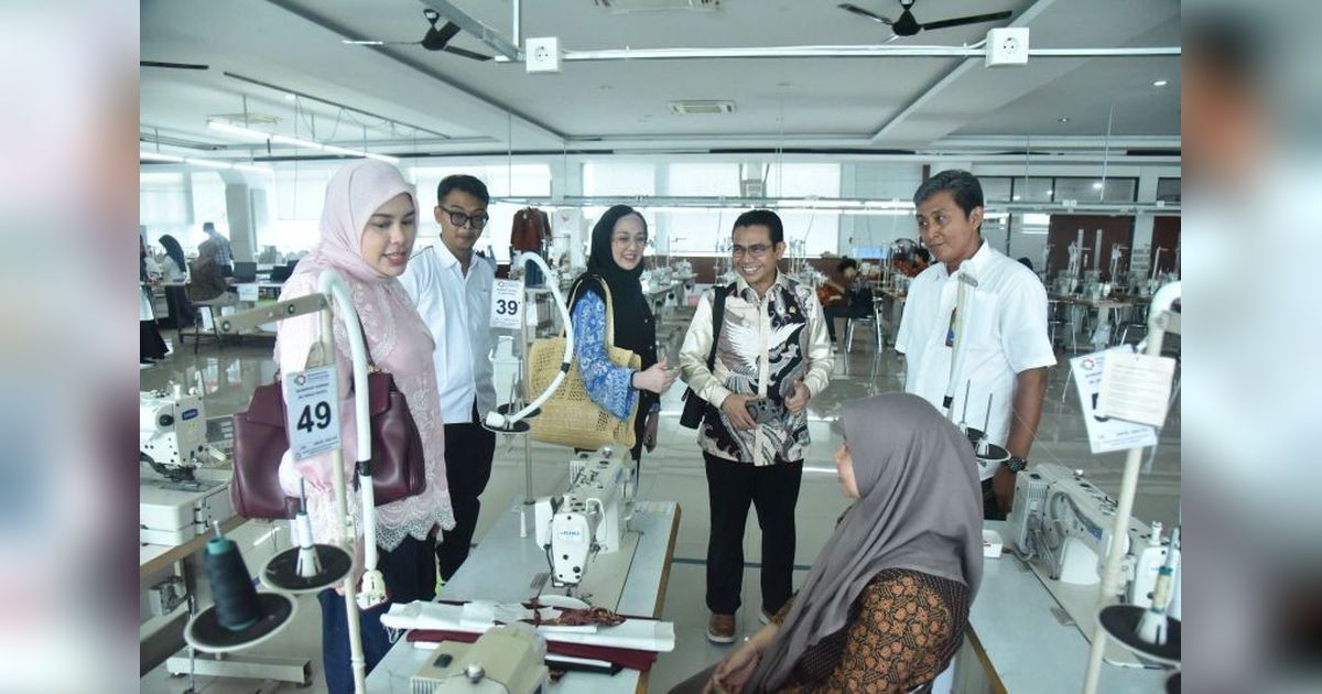 DPR Desak Pemerintah Perbanyak Beasiswa Sekolah Vokasi, Dorong CSR Industri