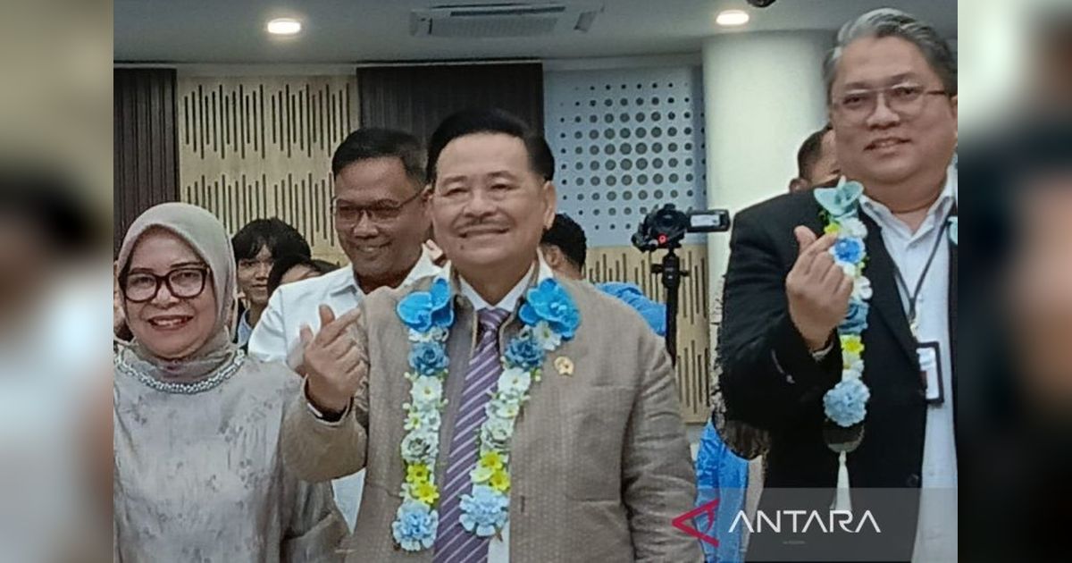 Kekompakan Masyarakat Jadi Kunci Hadapi Tekanan Ekonomi Global, Kata Wamenko Otto