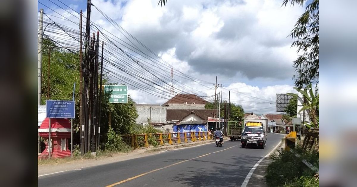 {{caption}}