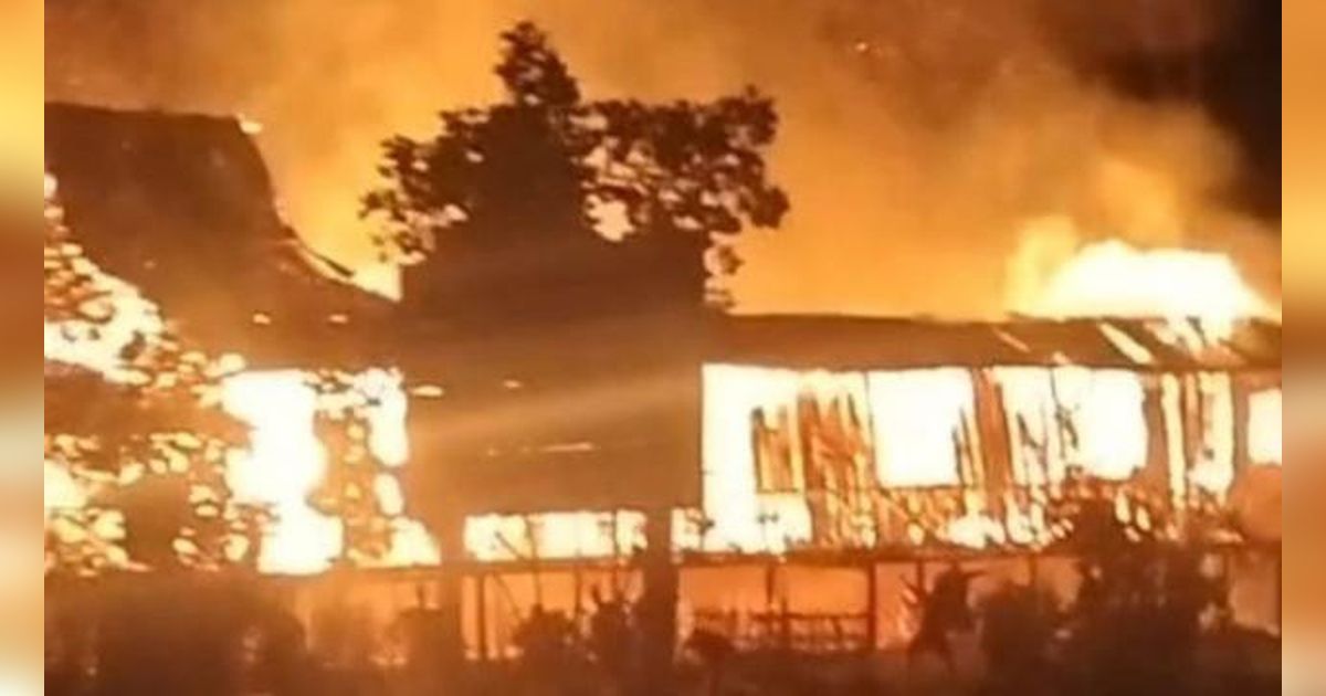 Gereja Katolik di Mimika Papua Tengah Terbakar, Warga Sempat Panik