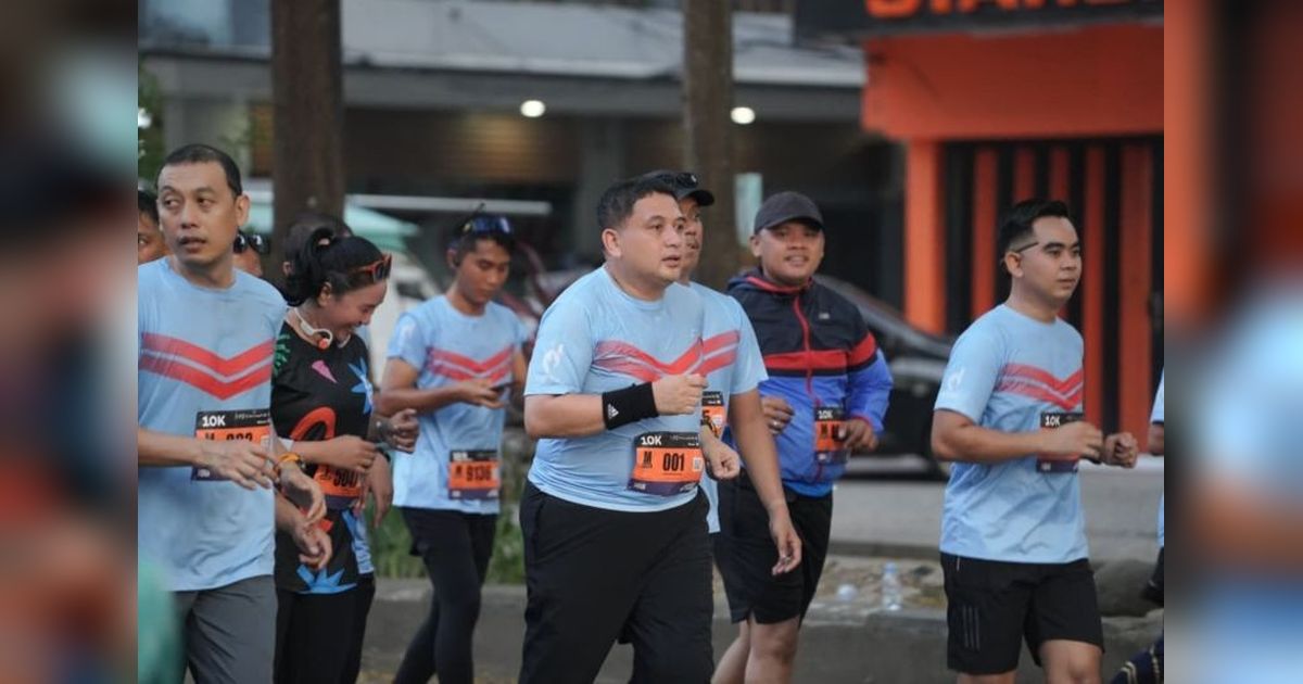 Wali Kota Makassar Lepas Ribuan Peserta Makassar Half Marathon 2026, Gaungkan Sport Tourism di Timur Indonesia