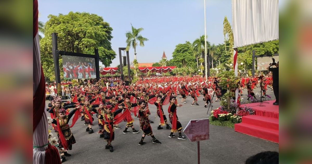 Plh Wali Kota Armuji Paparkan Capaian Pembangunan Surabaya dan Arah Kota Pahlawan