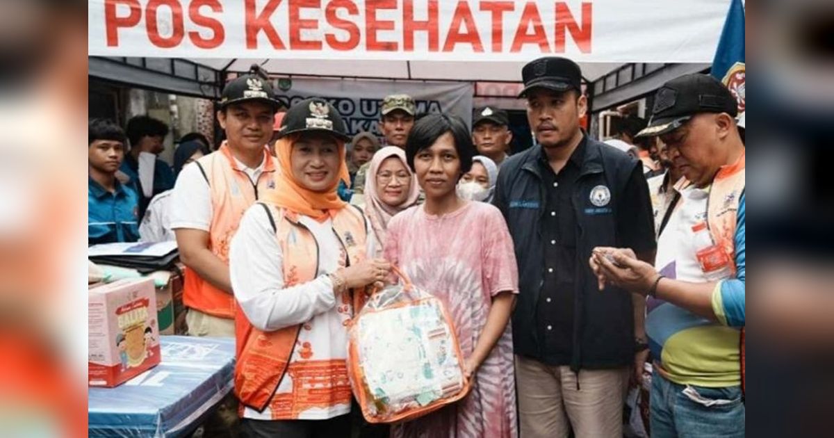 Wali Kota Jakarta Barat Salurkan Bantuan Korban Kebakaran Krendang, Pastikan Pemulihan Menyeluruh