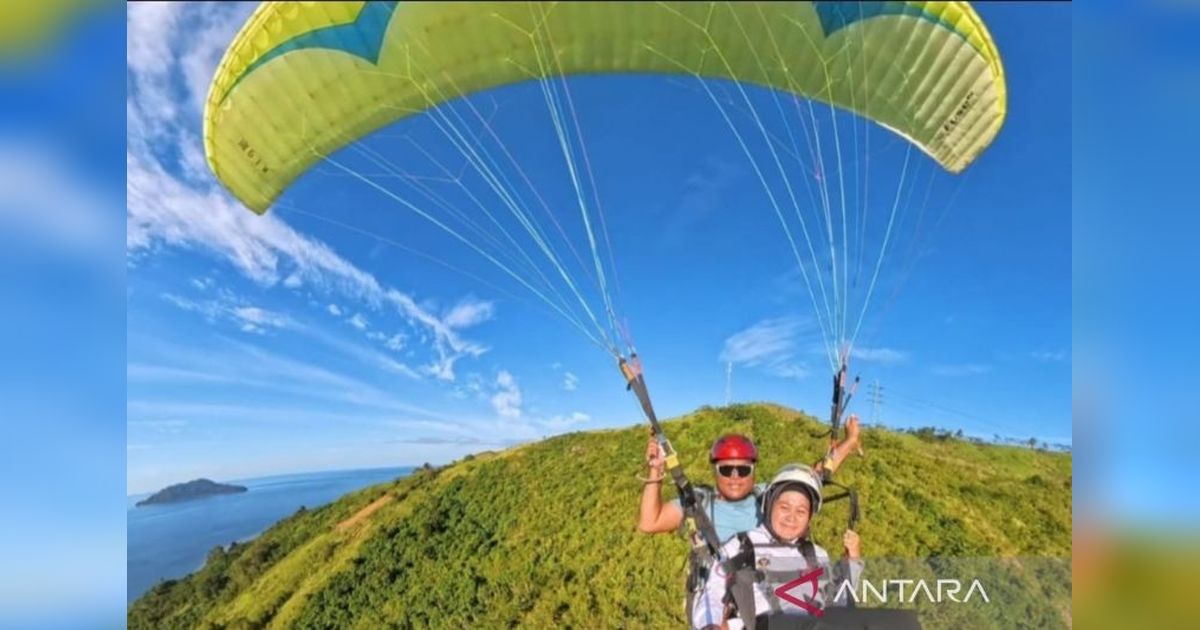 Wisata Paralayang Gorontalo Utara di Puncak Dunu Dongkrak Kunjungan Turis