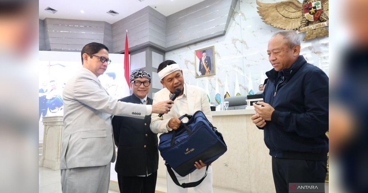 Dedi Mulyadi Wujudkan Janji Bonus Rp1 Miliar untuk Persib, Sumber Dana dari Penjualan Sapi Pribadi