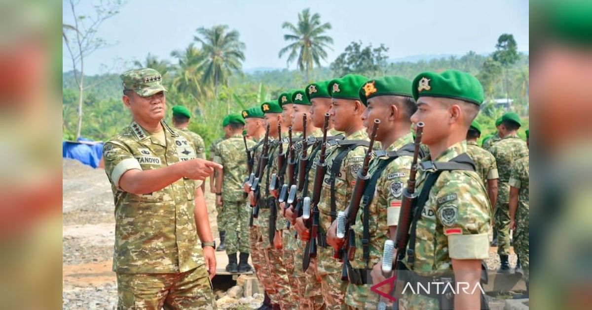Wakil Panglima TNI Jenderal Tandyo Budi Revita Tinjau Pembangunan Yonif TP 842 di Pandeglang