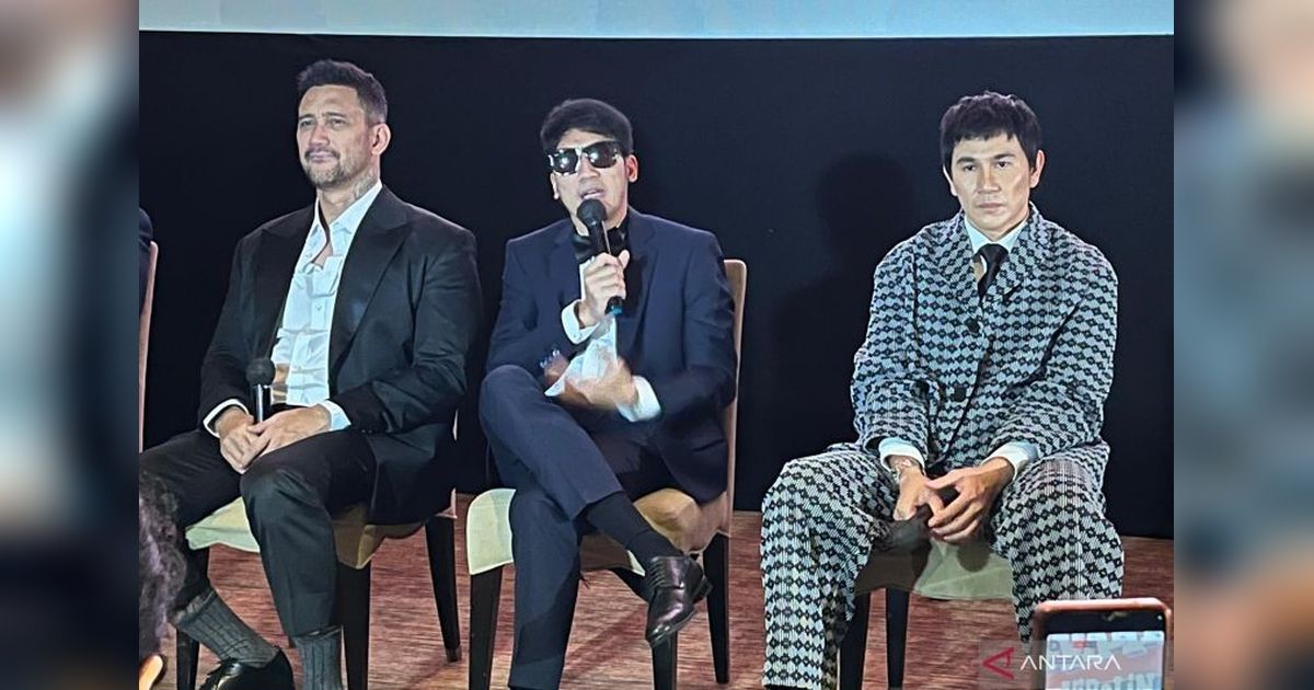 Desta, Vino, dan Tora Berbagi Kisah di Balik Film Warkop DKI: Viralin Dong!