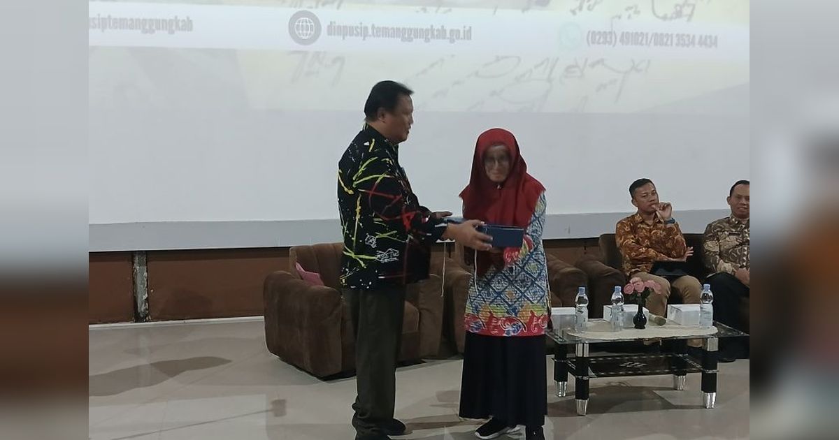 Dinpusip Temanggung Ajak Warga Aktif dalam Pelaporan Naskah Kuno untuk Perlindungan dan Pelestarian