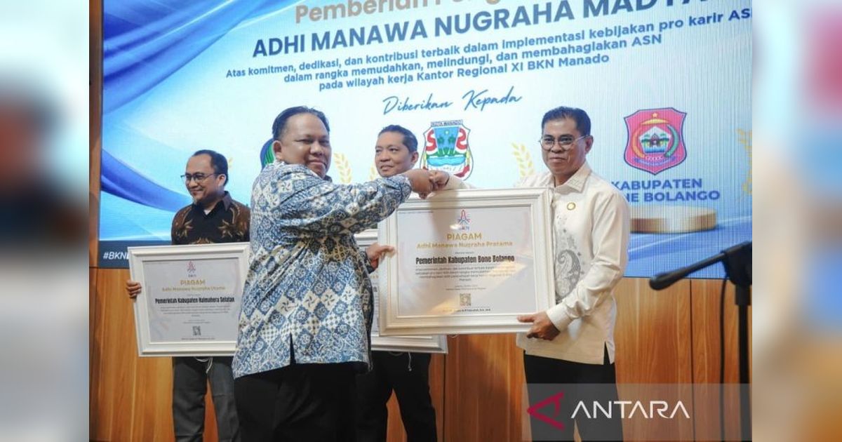 Pemkab Bone Bolango Raih Penghargaan Adhi Manawa Nugraha Pratama, Perkuat Birokrasi Profesional