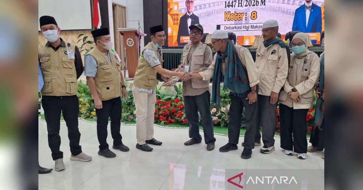 Kepulangan Jamaah Haji Pinrang Kloter 8: Pesan PPIH dan Apre