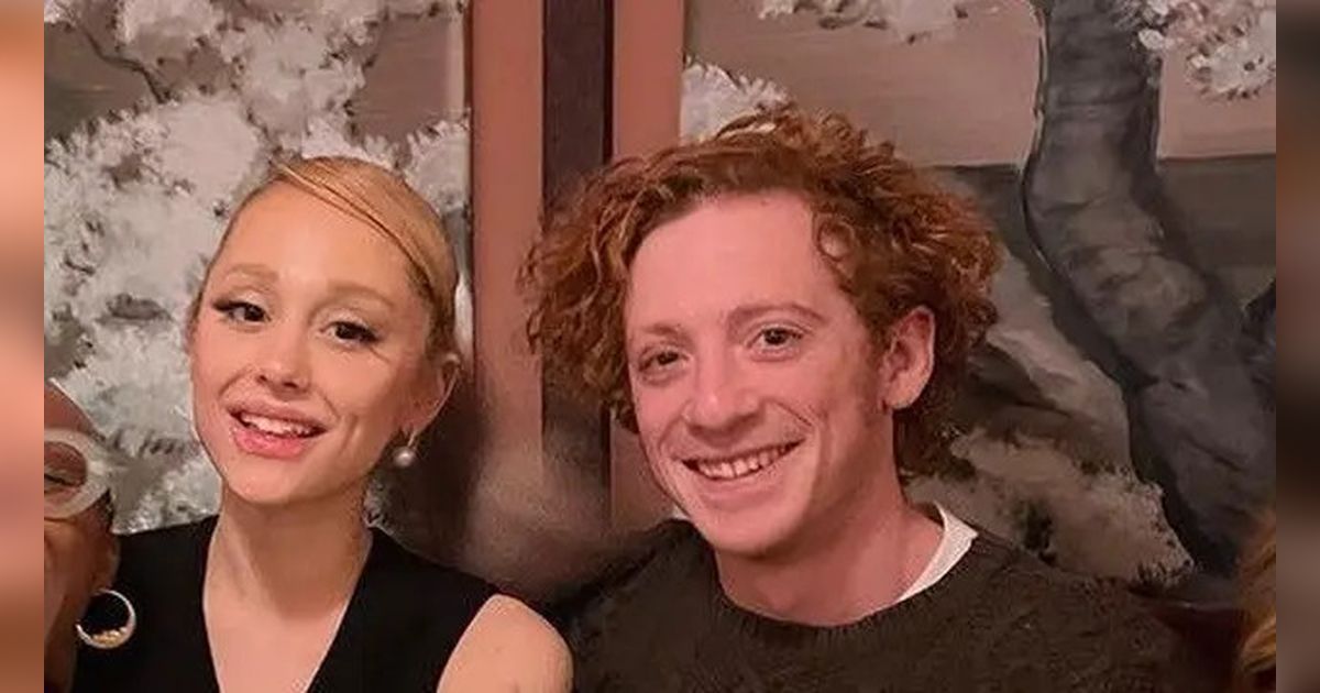 Ariana Grande dan Ethan Slater Dikabarkan Berpisah, Hubungan