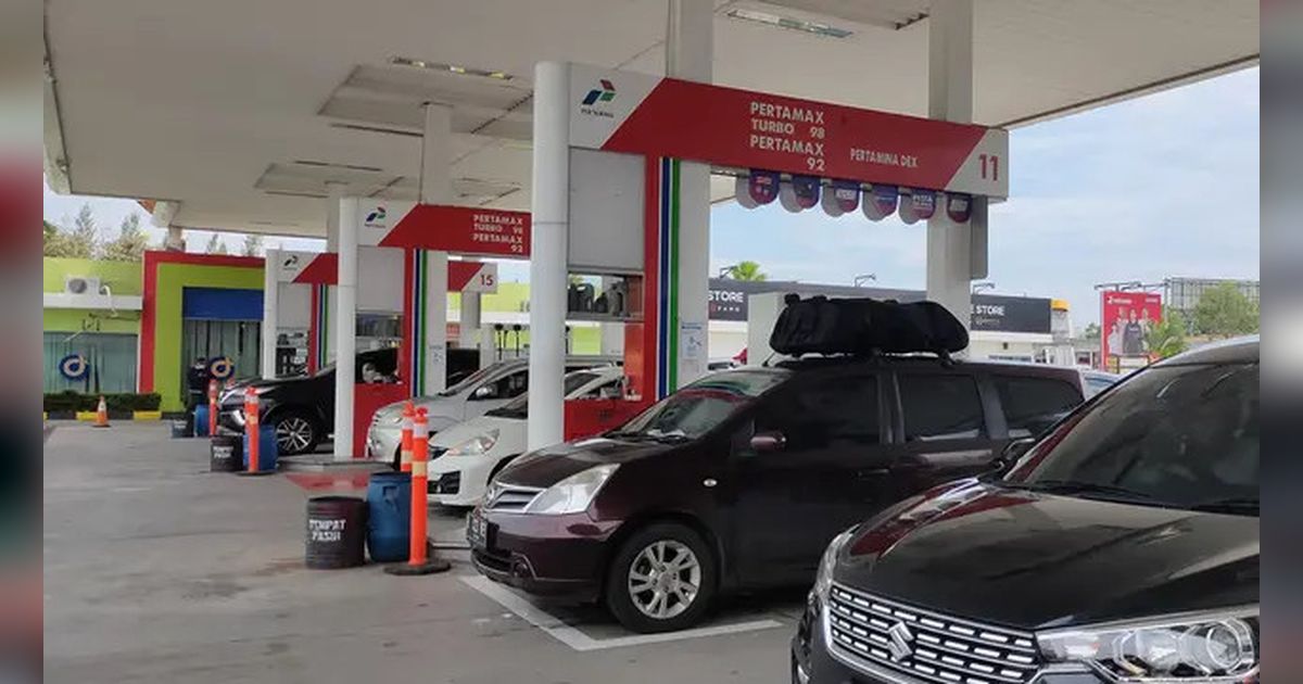 5 Trik Berkendara Hemat Bensin yang Wajib Dicoba S