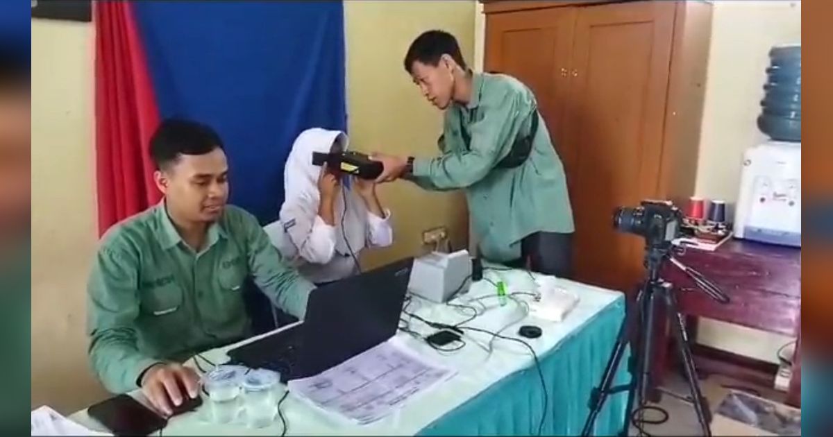 {{caption}}