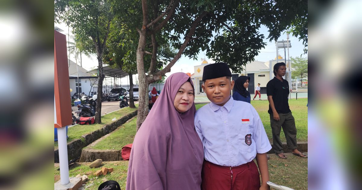 {{caption}}