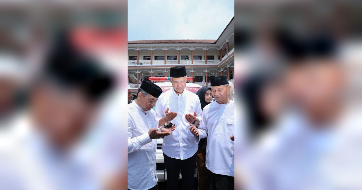 Sowan ke Para Kiai di Tasikmalaya, Ganjar Diskusi soal Strategi Memajukan Pendidikan Pesantren