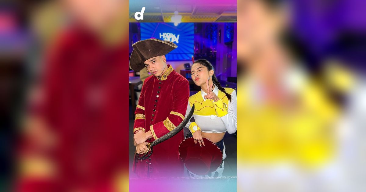 Gaya Artis Cosplay di Pesta Ulang Tahun Azizah Salsha