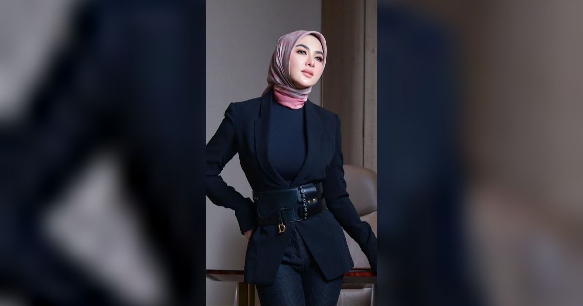 Bikin Nostalgia, Inilah 7 Potret Pas Foto Selebriti Zaman Sekolah, Syahrini Manglingi Banget
