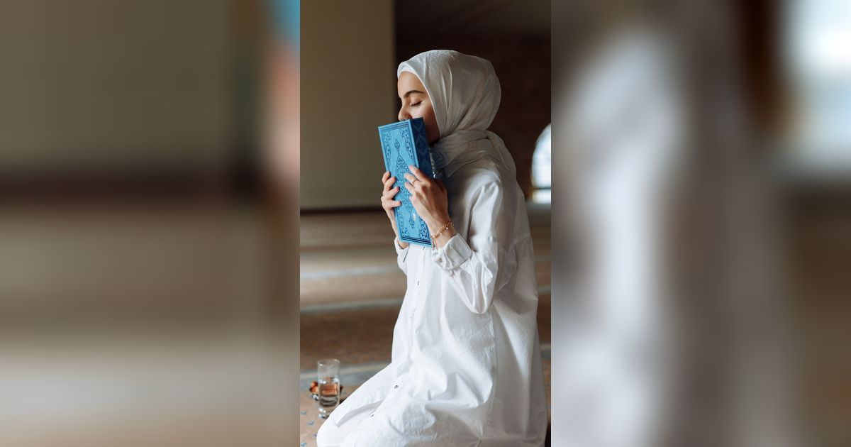 10 Keutamaan Membaca Surat Al-Waqiah, Amalan Agar Terlindung dari Kemudharatan Dunia