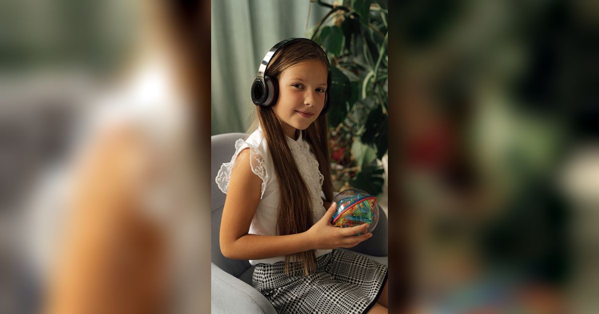Headphone Bisa Bahayakan Pendengaran Anak, Batasi Penggunaannya