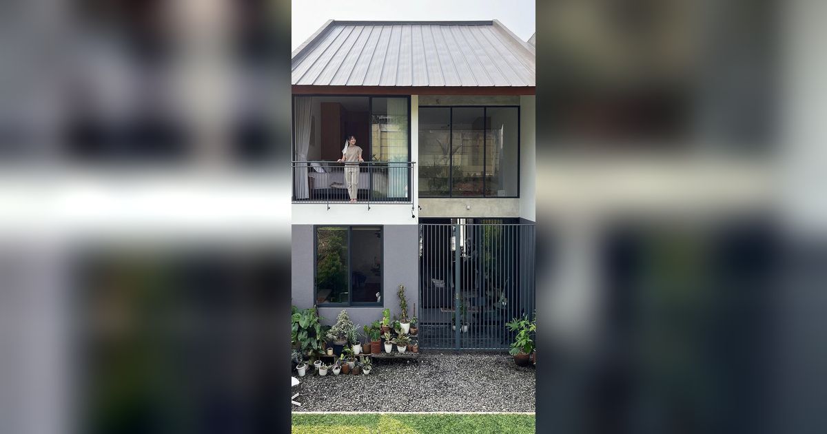 Belakang Rumah Dibuat Estetik, Tampilannya Jadi Asri Banget