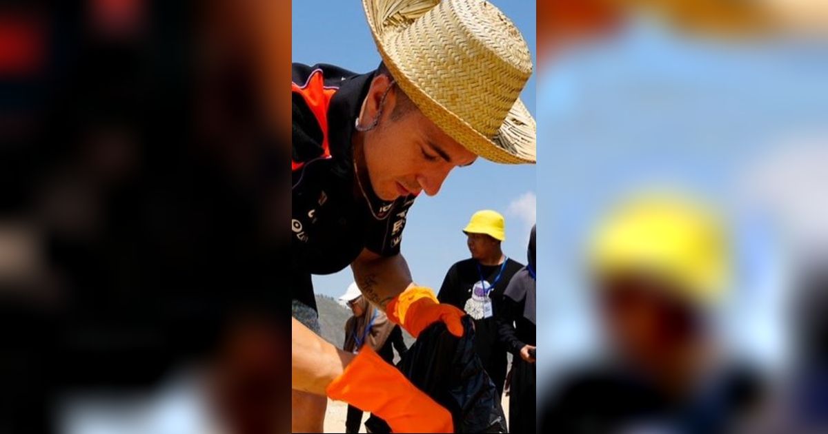 Momen Maverick Vinales Pinjam Dulu Seratus, Ujung-Ujungnya Bercyandaa..