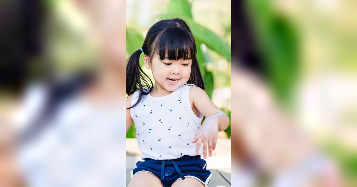 Pastikan Anak Pakai Physical Sunscreen, Dokter Beri Penjelasan
