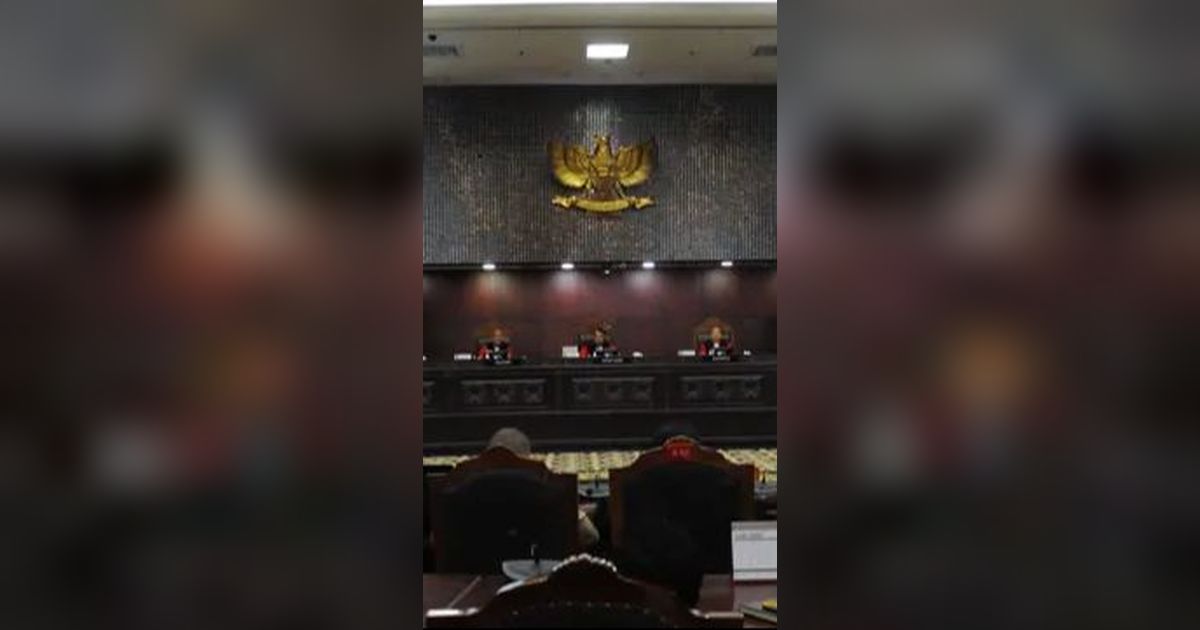 Reaksi Keras Akademisi hingga Aktivis Usai MK Kabulkan Syarat Cawapres Pengalaman Kepala Daerah