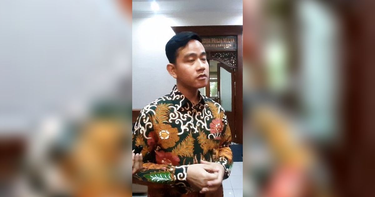 Dipanggil Sekjen PDIP Hasto, Gibran Janji Laporkan Wacana Dipinang Prabowo jadi Cawapres