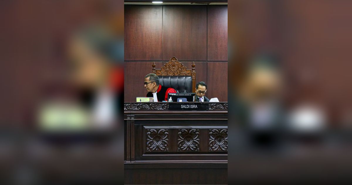 Hakim Saldi Isra Soal Putusan Batas Usia Capres-Cawapres: Baru Kali Ini Saya Alami Peristiwa Aneh Luar Biasa di MK
