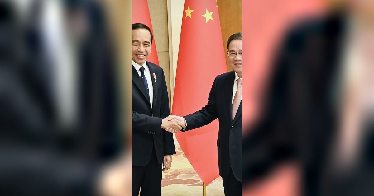 Bertemu PM Li Qiang, Presiden Jokowi Minta China Segera Cairkan Investasi di IKN