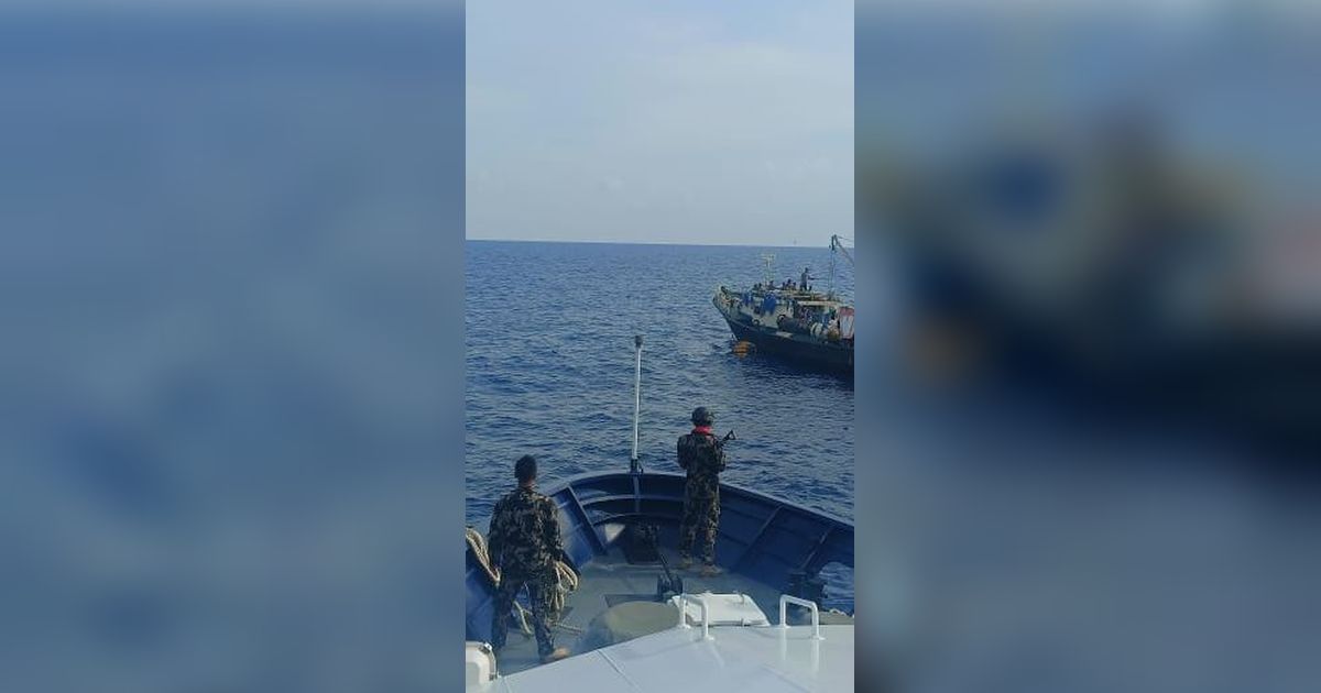 KKP Tangkap Kapal Asing Berbendera Filipina Illegal Fishing di Laut Sulawesi