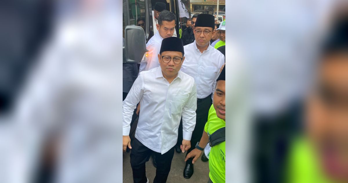 Pendukung AMIN Padati Ruas Jalan Depan KPU: Tak Sabar Antar Anies-Cak Imin Daftar Capres Cawapres