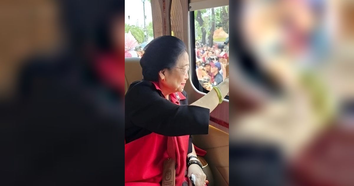 Potret Mewahnya Interior Bus yang Digunakan Megawati Antarkan Ganjar-Mahfud ke KPU