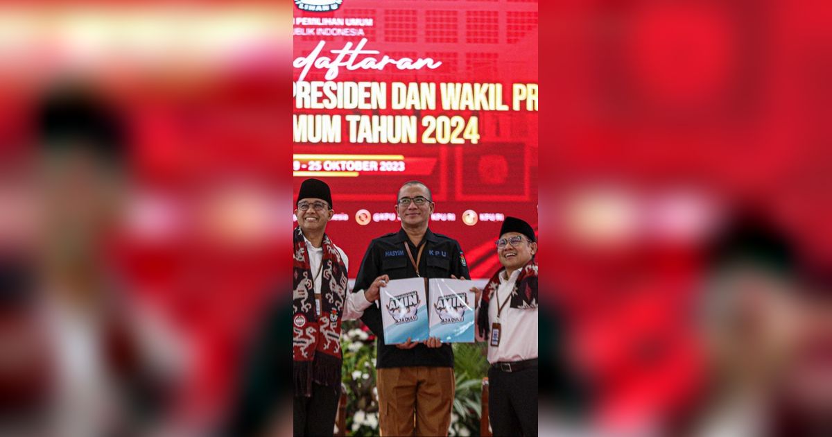 VIDEO: Kumandang Azan Iringi Anies & Cak Imin Daftar Capres-Cawapres ke KPU