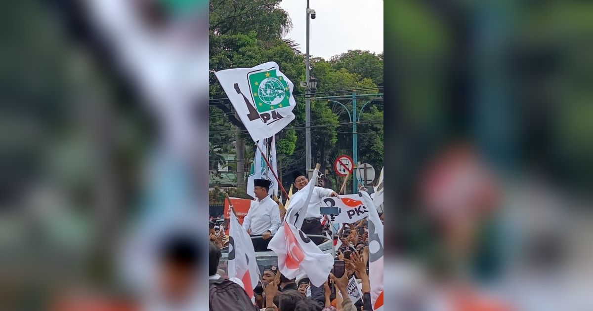 VIDEO: Momen Anies-Cak Imin Lewat Rumah Megawati saat ke KPU, Pendukung Teriak 'Anies Presiden'