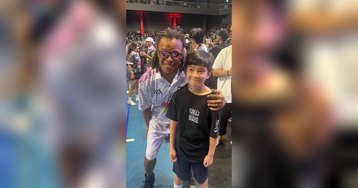 Deretan Foto Raffi Ahmad Hingga Atta Halilintar Bersama Legenda Juventus Edgar Davids yang Datang ke Indonesia, Potret Rafathar Bikin Heboh