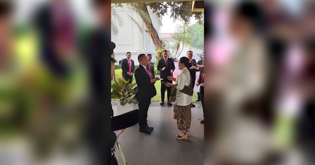 Paspampres Beri Kejutan untuk Iriana, Suapan Pertama Kue Ultah Bukan ke Jokowi