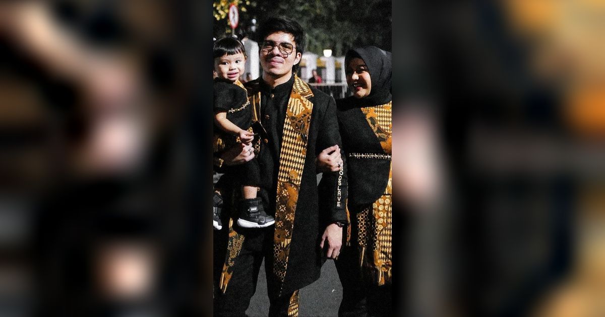 Momen Ameena Bikin Jokowi Gemas, Ikut Catwalk sama Atta Aurel di Acara Istana Berbatik