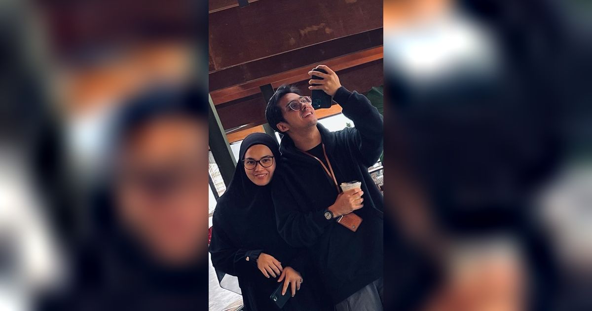 Awalnya Mengira posesif, Ricky Harun Malah Senang Istri Memaksanya Lakukan Kebiasaan Ini