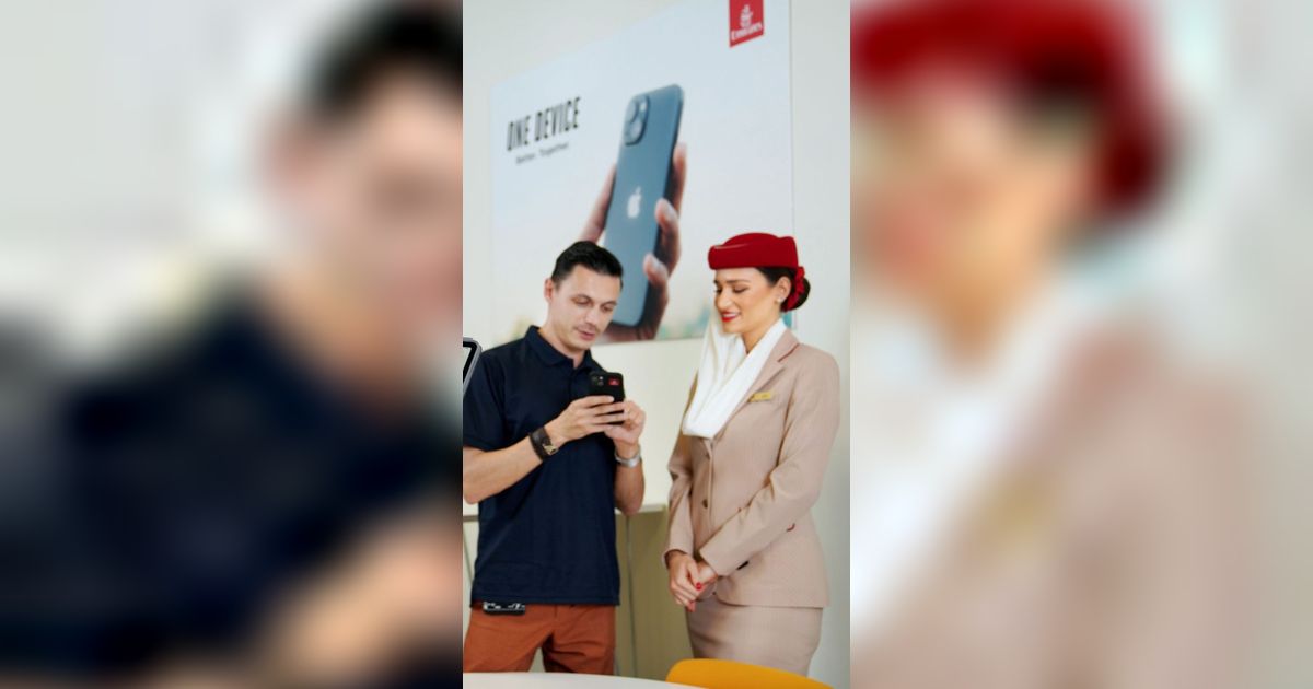 Enaknya Jadi Awak Kabin Emirates, 20 Ribu iPhone 13 dan iPad Dibagikan Gratis