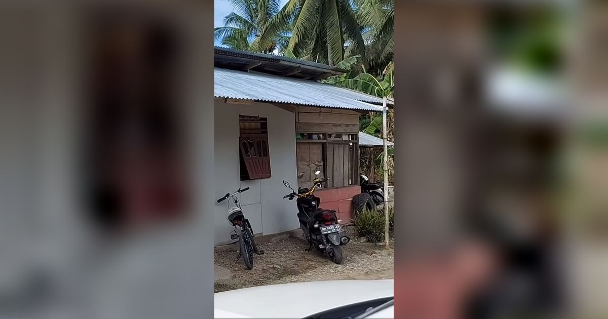 Tampak Luar Dinding Triplek Sederhana, Ternyata Rumah ini Punya Kamar Mirip Hotel Bintang Lima