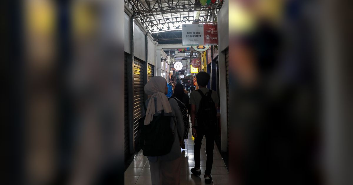 Jalan-Jalan ke Pasar Ikonik nan Antik di Jakarta, Apa Saja Isinya?