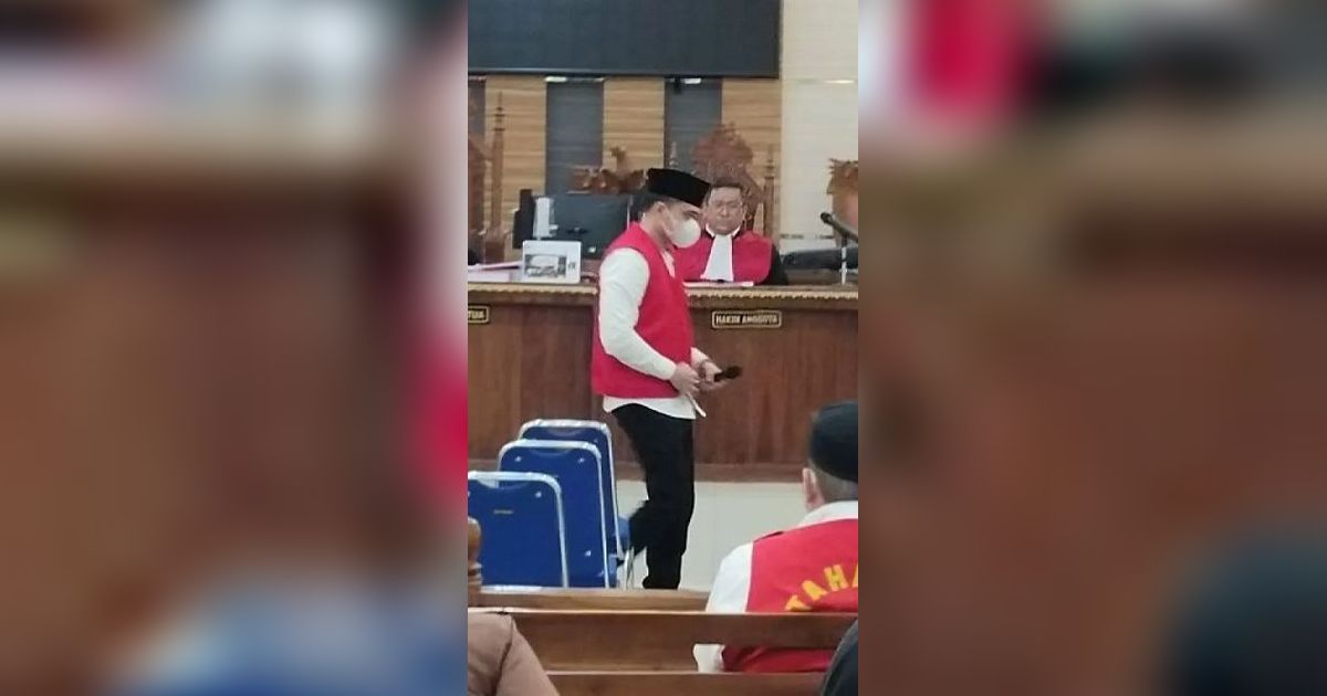 Tiga Bulan Bantu Fredy Pratama Edarkan Sabu dan Ekstasi, AKP Andri Gustami Kantongi Uang Rp1,3 Miliar