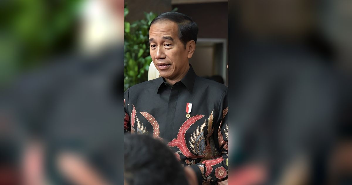 Reaksi Santai Jokowi Dilaporkan ke KPK karena Tuduhan Kolusi-Nepotisme