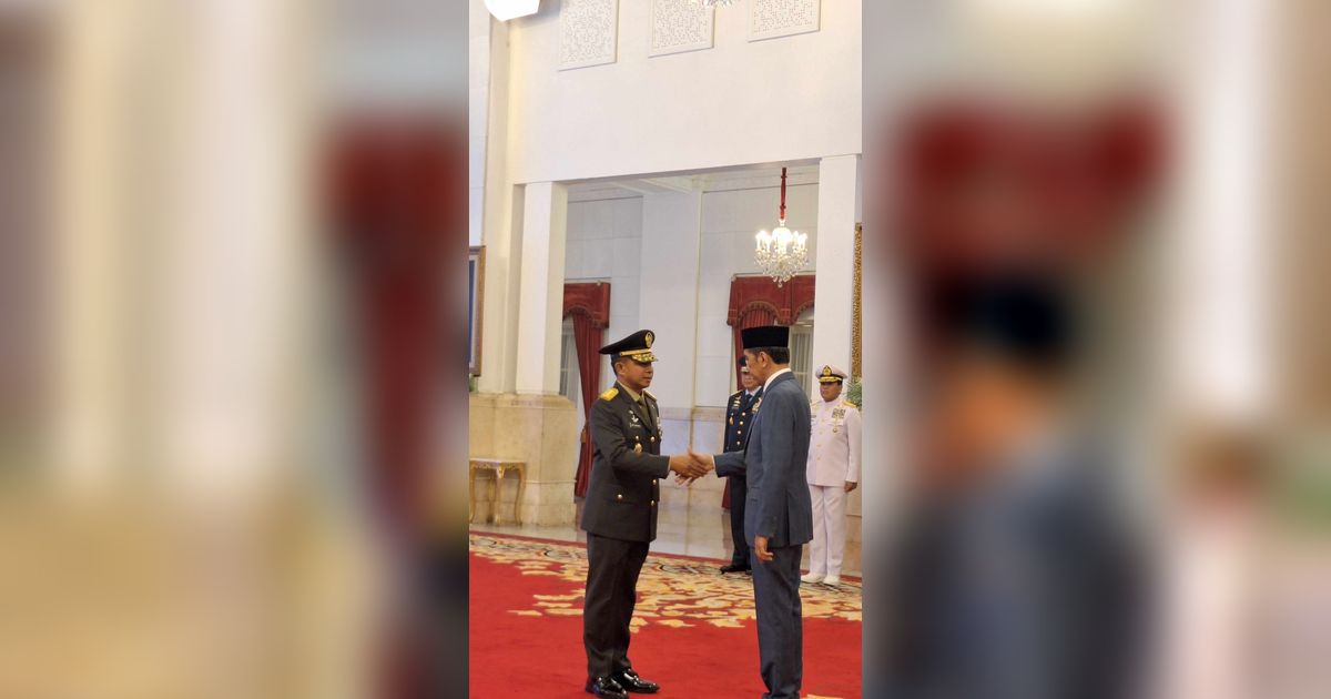 VIDEO: Presiden Jokowi Lantik Agus Subiyanto Jadi Kasad TNI, Pundak Ditepuk 3 Kali